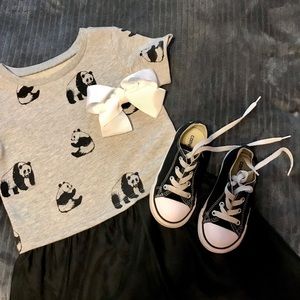 Size 8 toddler converse